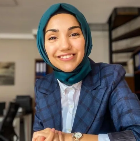 DİLANUR KULANŞİ Dilanur Kulanşi