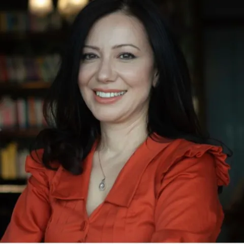 Vuslat Lale Bakır