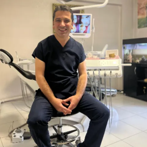 Dr. Atakan Tezcan