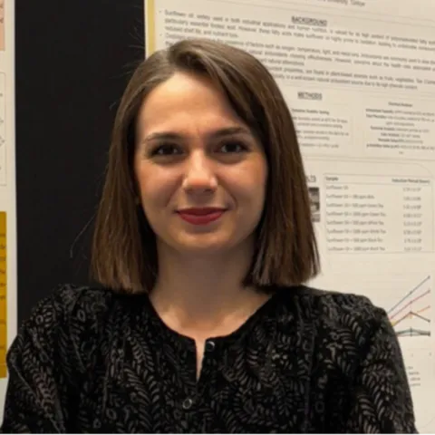 DR. Ayşe Akpınar Şahın