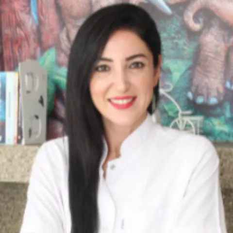 Dt. Eda Candemir