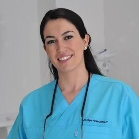 Dt. Özge Yılmazoğlu