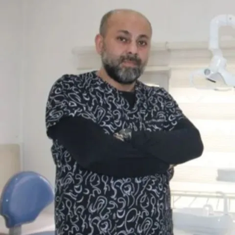 Dt. Ulaş Alpay Mirzaoğlu