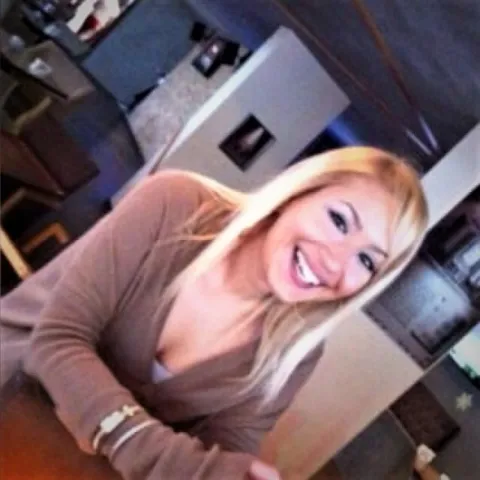 EBRU ÖZDİKER Ebru Özdiker