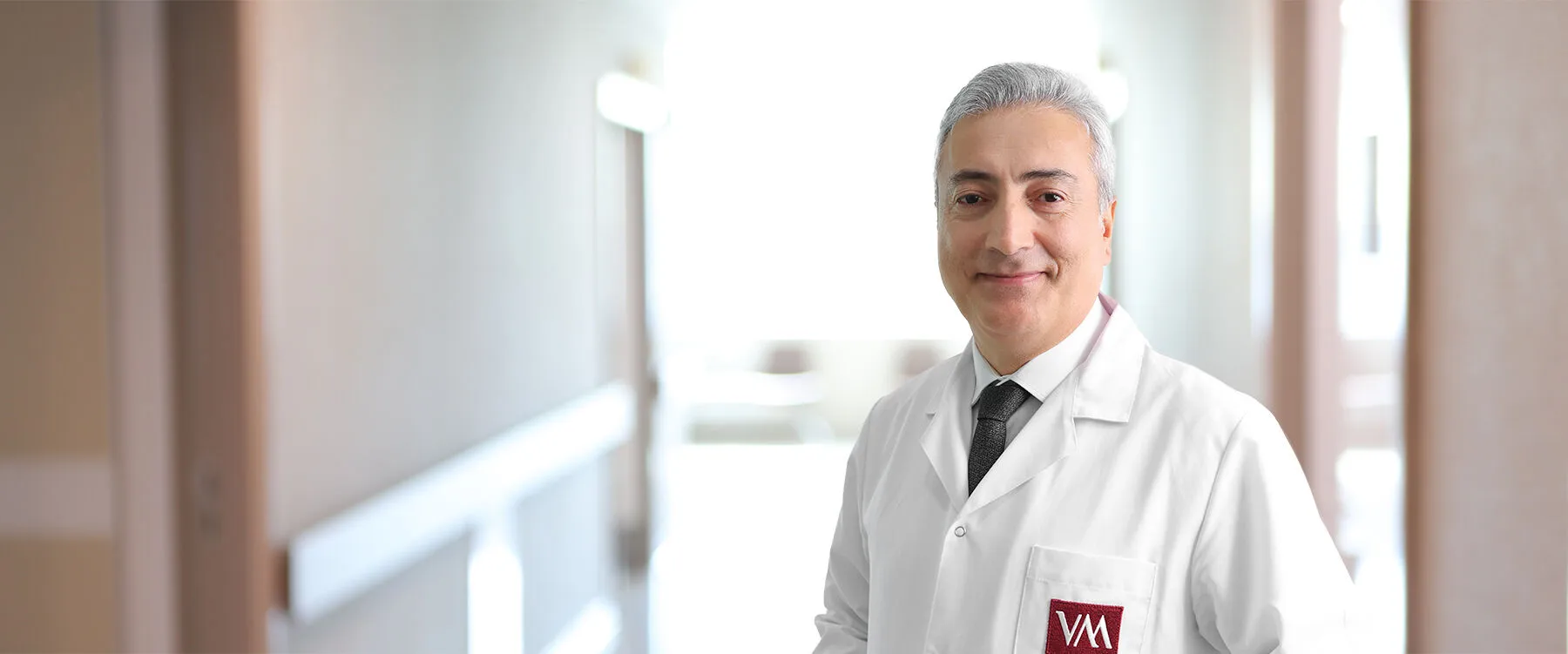 Op. Dr. Melik Ayverdi