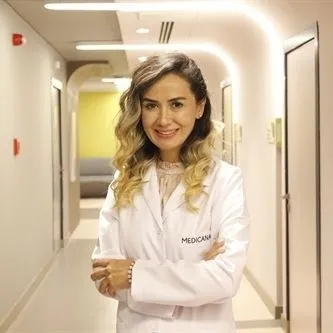 OP. DR. İlkay Nafiye Topaloğlu