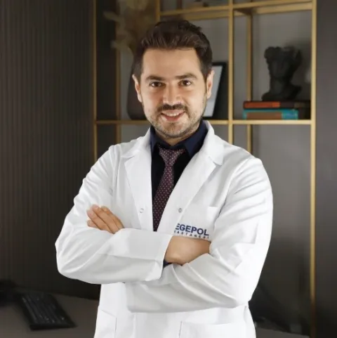 OP. DR. Mehmet Altuğ Kazak