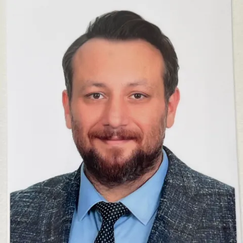 Op. Dr. Murat Ayata