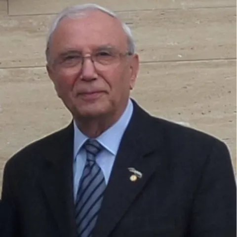 Op. Dr. Sadık Özen