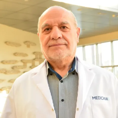 Op. Dr. Yılmaz Sadıkoğlu