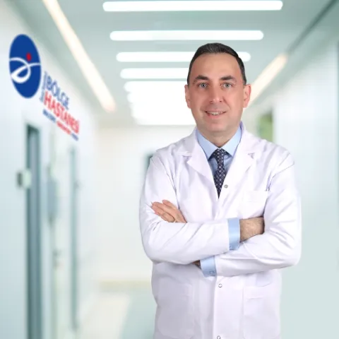 Uzm. Dr. Alp Akay
