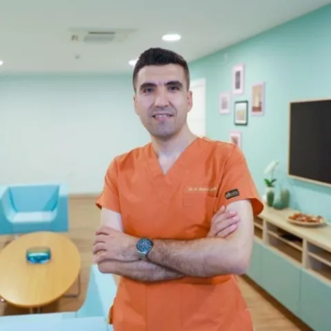 Uzm. Dr. Behçet Şahin