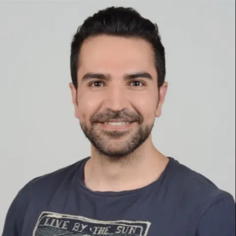 Uzm. Dr. Deniz Dilek