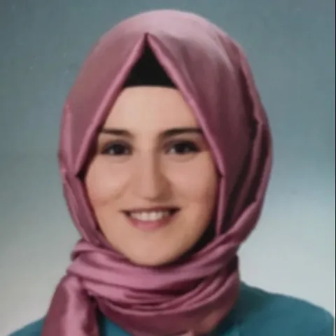 Uzm. Dr. Esin Doğru