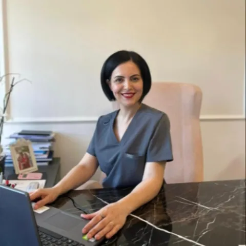 Uzm. Dr. Esma Erbudak Dinç