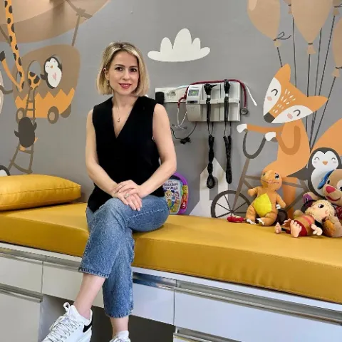 Uzm. Dr. Işkın Namdar Uzeken
