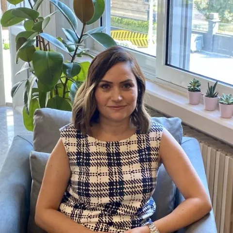 UZM. DR. Melike Yerebakan Tüzer
