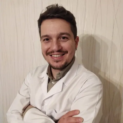 Uzm. Dr. Mustafa Yıldız