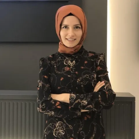 UZM. DT. Ayşe Büşra Şimşek
